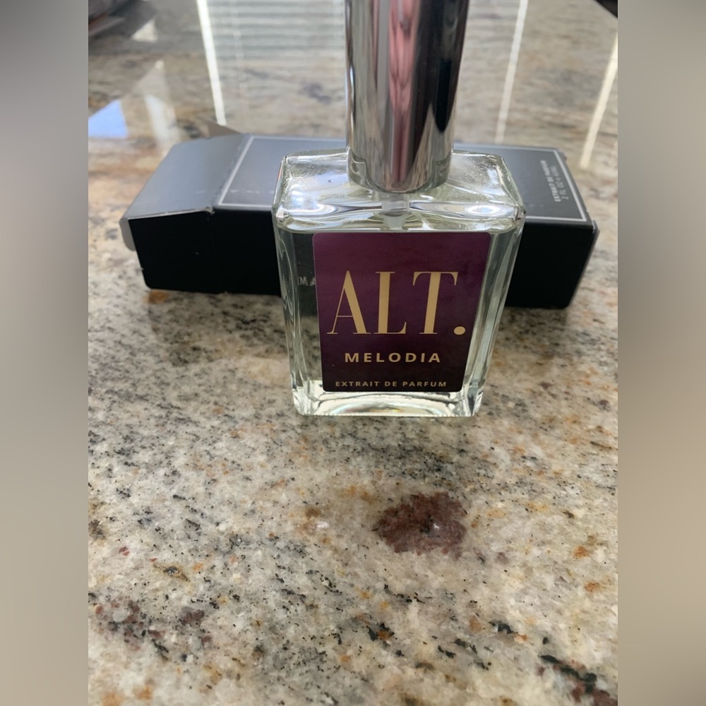 ALT MELODIA-New unused